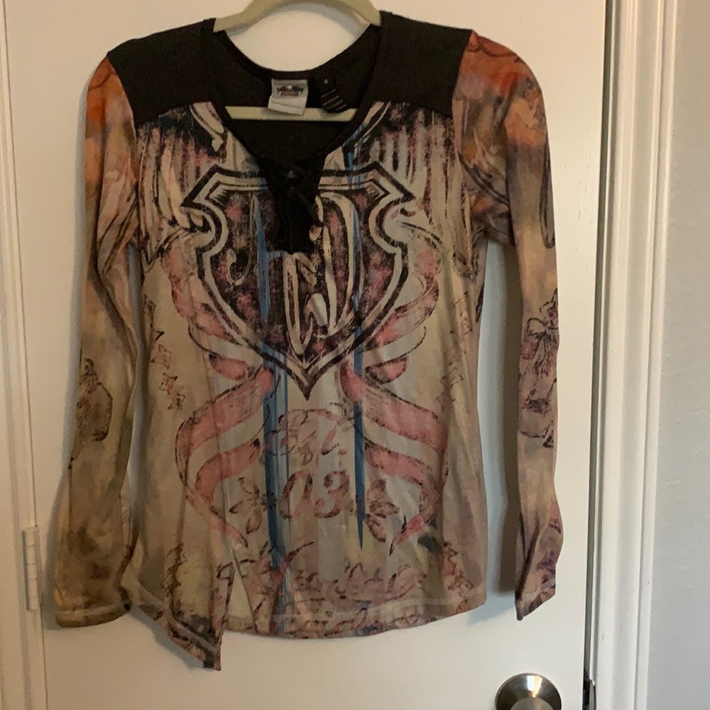 Long sleeved top